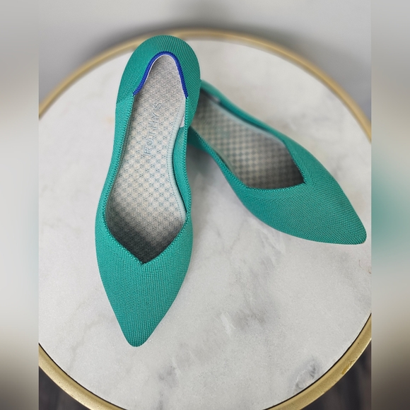 Green Point Toe Rothy’s Flats Size 7.5 - Picture 1 of 10
